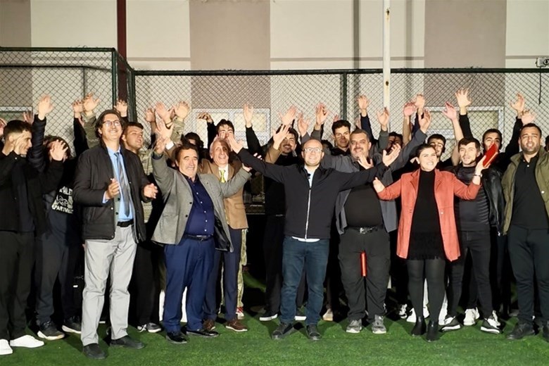 Hezar Dinari Yurdu’nda Öğrencilerimiz İçin Renkli Hoş Geldin Partisi!